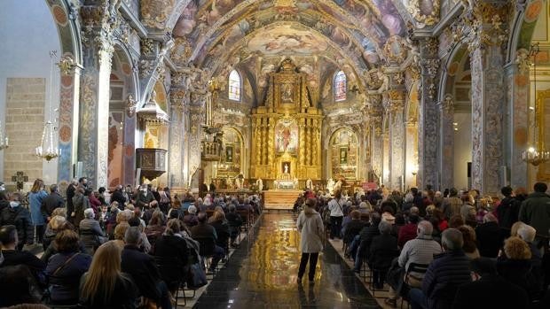 La parroquia de San Nicolás de Valencia celebra la festividad de su santo titular