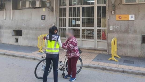 Detenida en Benidorm una ladrona de bicicletas con un modus operandi muy particular