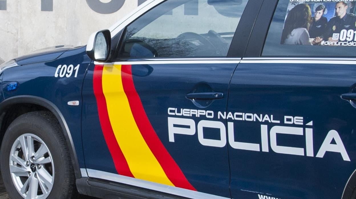 Coche patrulla de la Policía Nacional