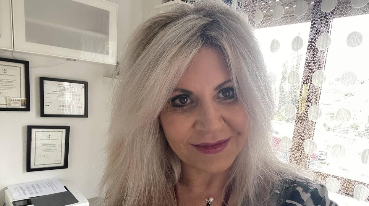 ANA ÁNGEL ESTEBAN Conductas que dicen que estás siendo una mujer ANA ÁNGEL ESTEBAN Conductas que dicen que estás siendo una mujer