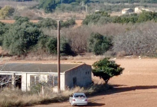 El cobertizo donde se ha atrincherado el pistolero