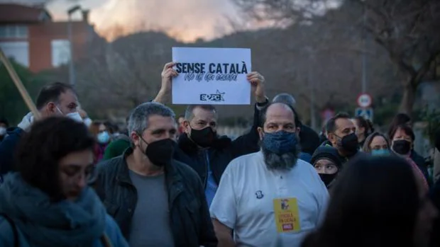 Una escuela de Barcelona pide a las familias que asistan a la protesta del sábado en defensa del catalán