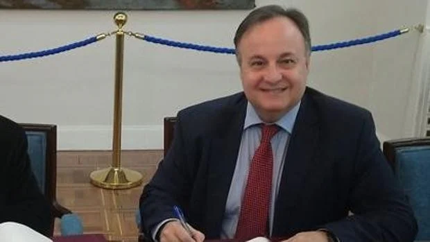 Un excolaborador de la imputada Laya, nuevo embajador en Malta en sustitución de la mujer de Pedro Duque