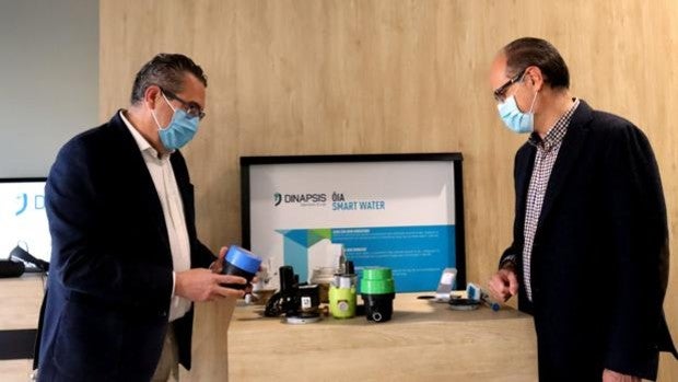 Benidorm avanza junto a Hidraqua en la implantación de contadores de agua inteligentes en los hogares