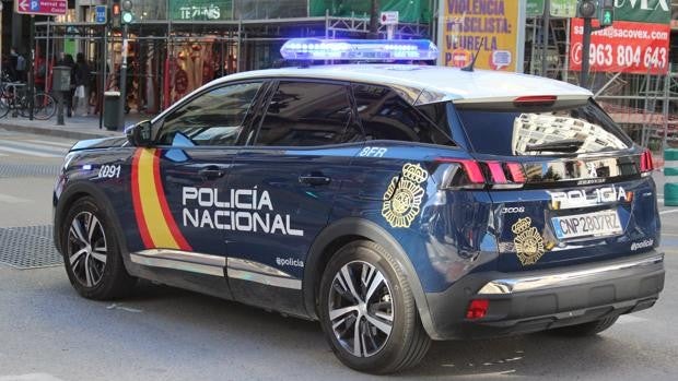 Detienen una mujer tras agredir a su pareja y a los agentes que acudieron a socorrerlo en Valencia