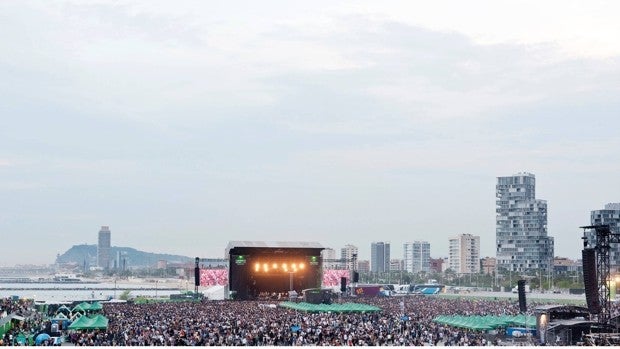 Colau responde al Primavera Sound: «El compromiso de la ciudad con el festival está fuera de discusión»