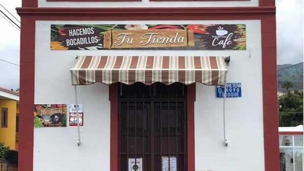'Tu tienda de Todoque' reabre por Navidad tras ser arrasada por la lava