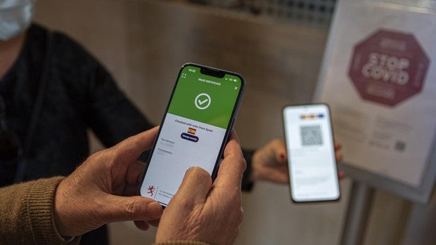 La Fiscalía no se opone a la ampliación del pasaporte covid en la Comunidad Valenciana