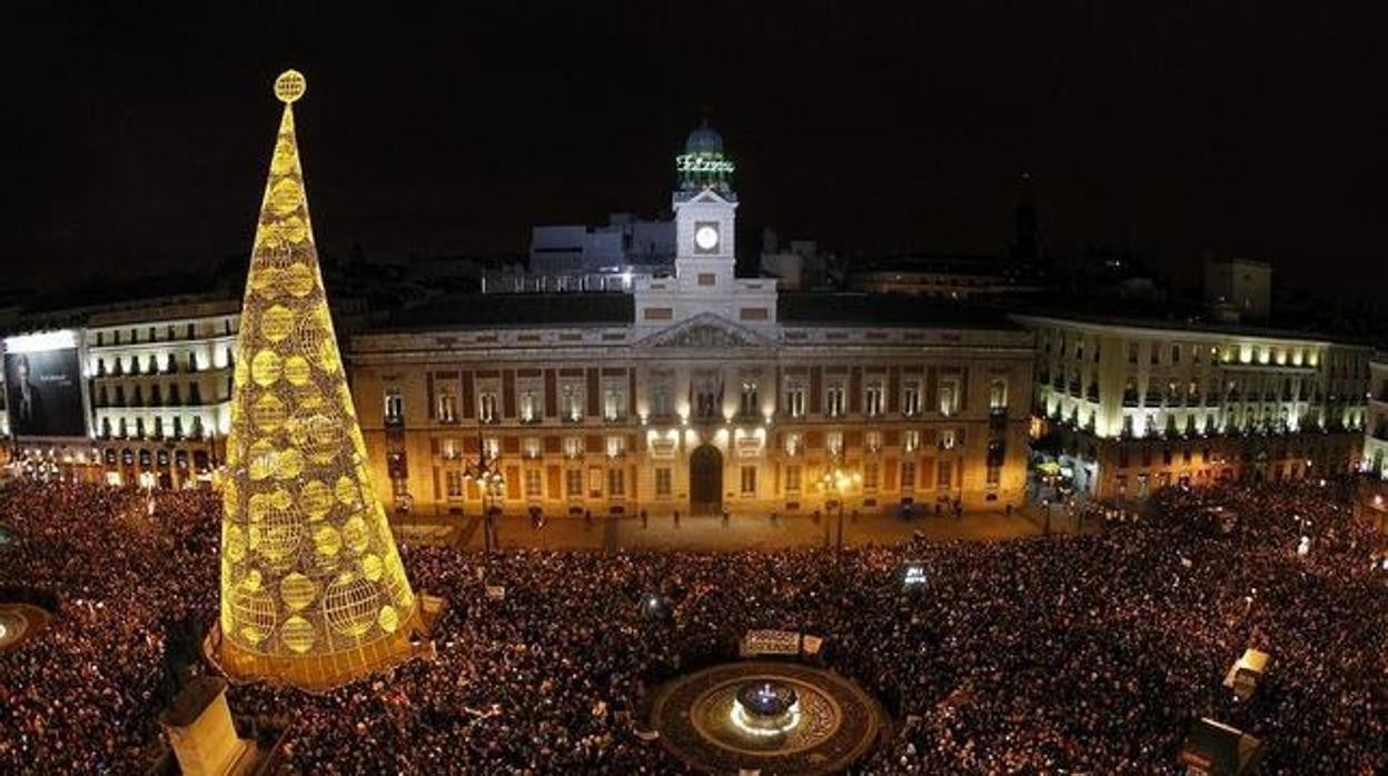 Puerta del Sol en una Nochevieja antes de la pandemia