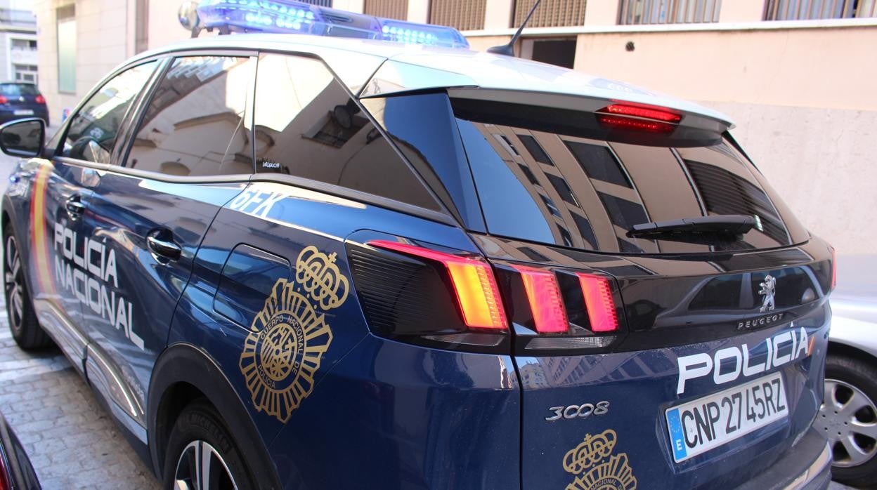 Coche patrulla de la Policía Nacional