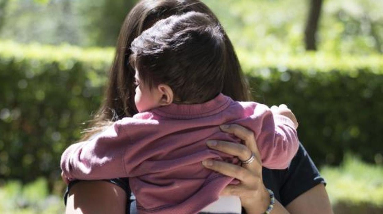 Una madre joven, en Madrid