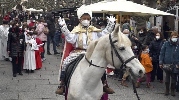 El Obispillo 2021 pide mejores herramientas para los profesionales de la sanidad