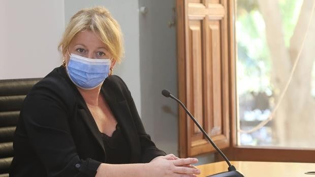 La Diputación de Alicante lamenta la «frivolidad y chulería» de Mónica Oltra hacia la provincia