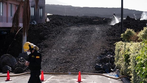 El barrio de La Laguna le gana terreno a la lava