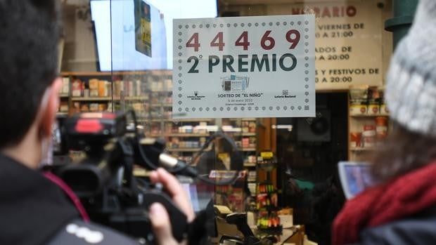 El 44469, segundo premio de la Lotería del Niño, reparte miles de euros en la Comunidad Valenciana