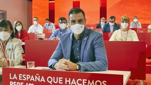 Sánchez pide el apoyo del PP a la reforma laboral y se pregunta «qué intereses» defiende Casado