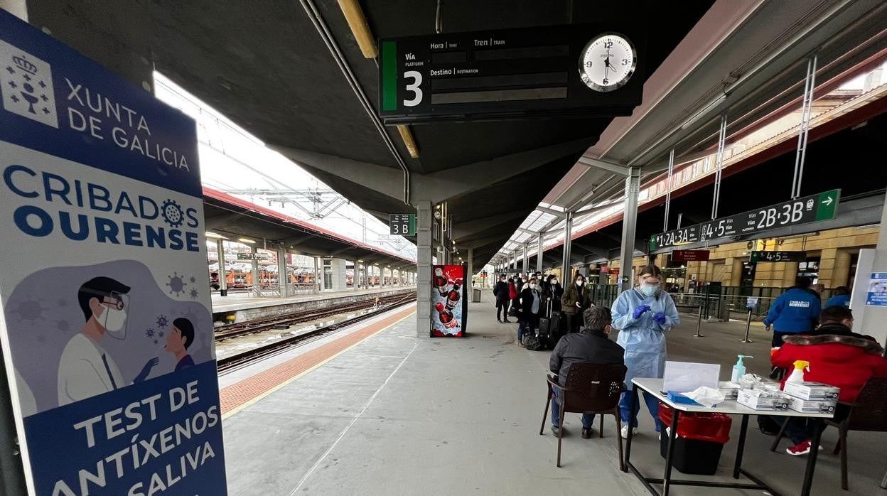 Cribados en la estación de tren de Orense, en una imagen del pasado mes de diciembre