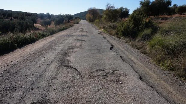 Mora exige de nuevo a la Diputación el arreglo urgente de la carretera de Turleque