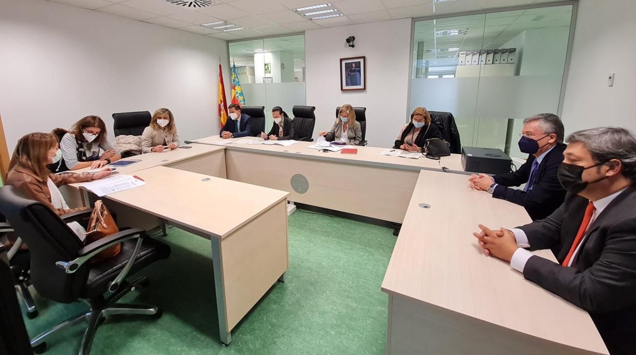 Reunión de Gabriel Bravo en Alicante