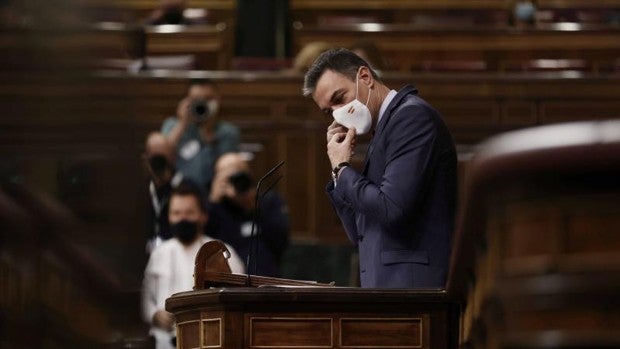 Sánchez estará ocho semanas sin someterse al control del Congreso pese a la crisis de Ucrania