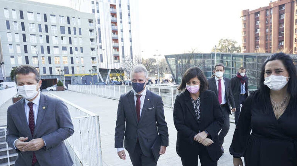 Iñigo Urkullu llegando al acto que tenía previsto este jueves