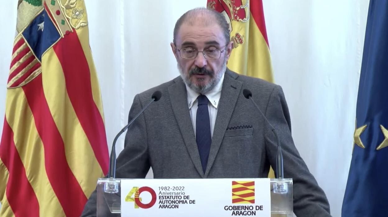 Javier Lambán, este viernes, en la rueda de prensa que convocó la retahíla de desplantes que ha sufrido de la Generalitat catalana en los últimos días