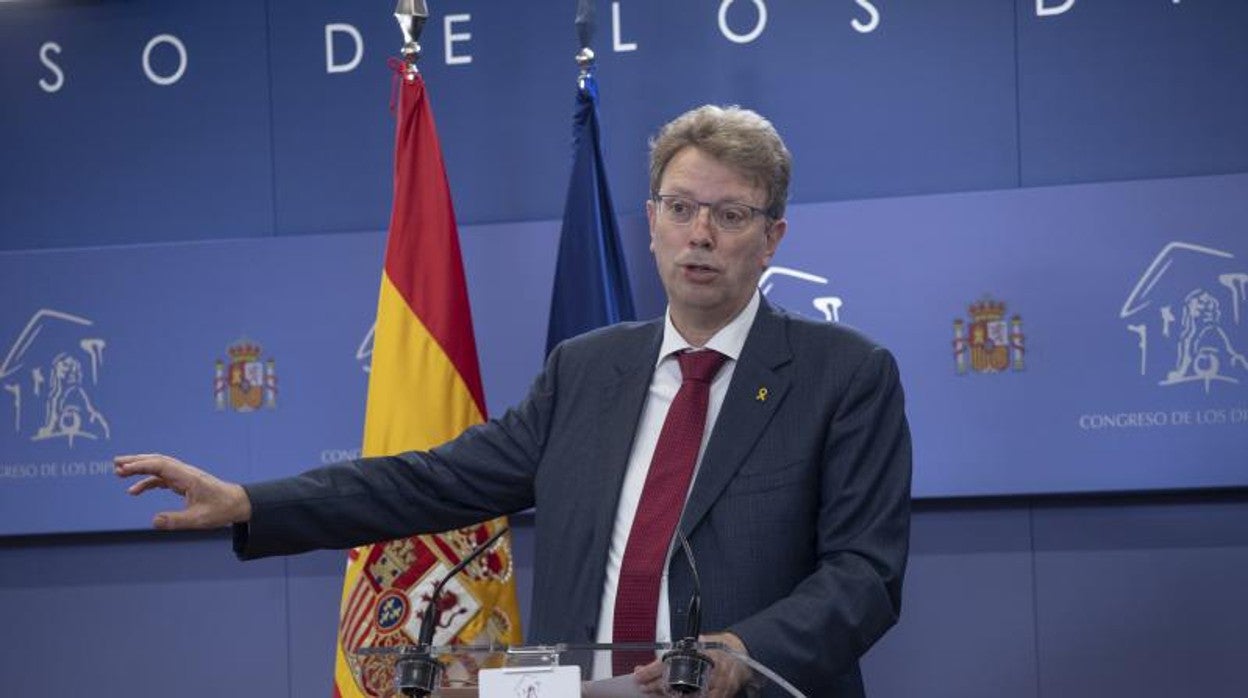 El diputado del PDECat Ferran Bel, en una fotografía de archivo, durante una rueda de prensa