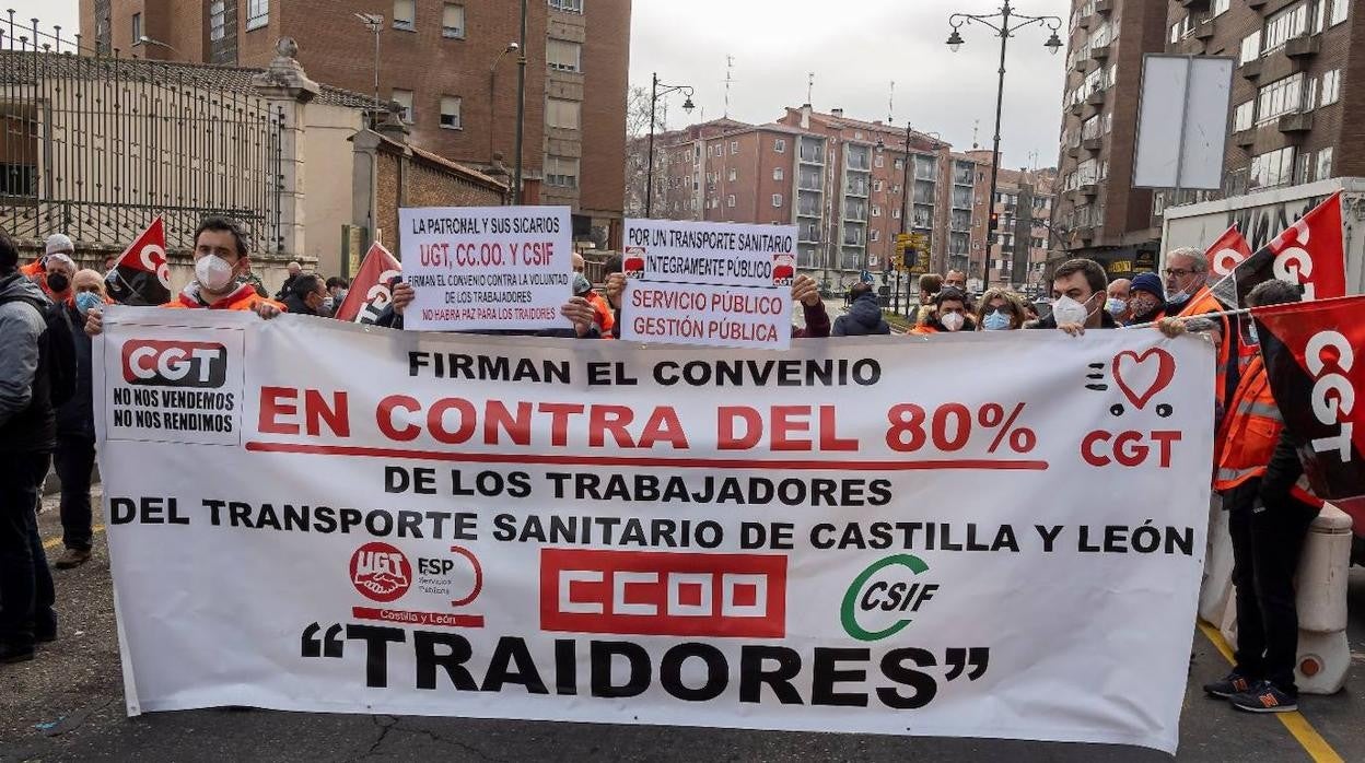 Manifestación de trabajadores del transporte sanitario