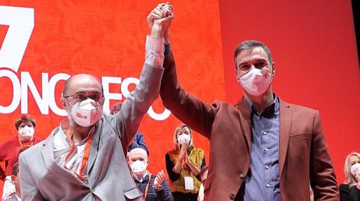 Lambán, con Pedro Sánchez, en el congreso que los socialistas aragoneses celebraron en noviembre