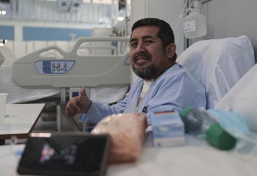 Óscar, tras pasar por la UCI, ha iniciado su rehabilitación en la Unidad del Zendal