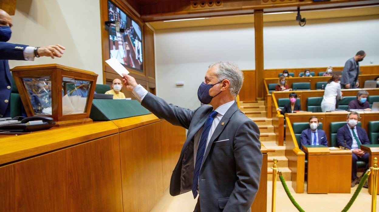 Urkullu en el Parlamento de Vitoria en una foto de archivo