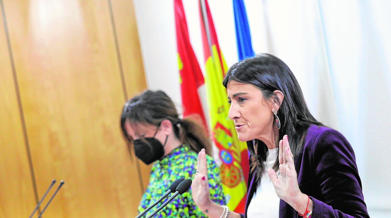 Patricia Martín y Ana Sánchez, dos de las tres cabezas de lista femeninas del PSOE