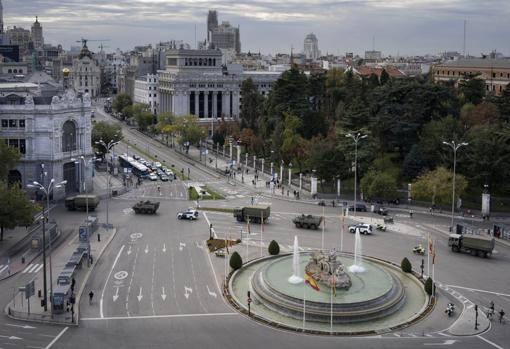 Rodaje de 'La Fortuna' en la plaza de Cibeles