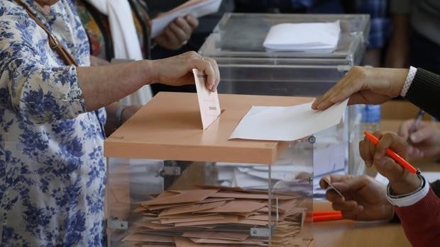 Qué se necesita para votar en las elecciones de Castilla y León