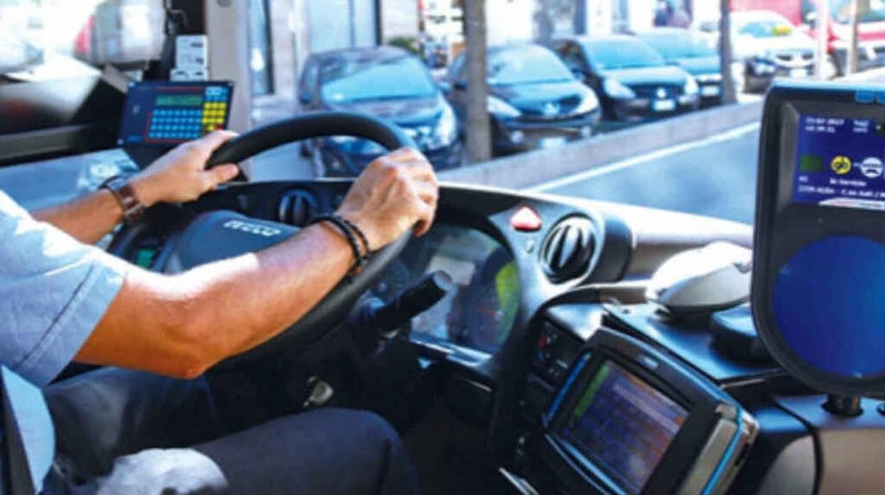 Los trabajadores del transporte de viajeros de Guadalajara irán a la huelga convocados por UGT y CCOO