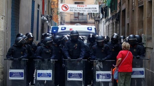 Cataluña dejará de aplicar la ley de Seguridad Ciudadana para evitar multas a «manifestantes pacíficos»