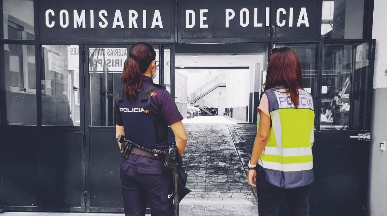 Dos policías en dependencias internas del este cuerpo de seguridad