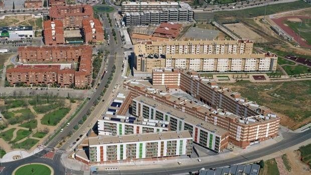 El Gobierno regional se moviliza contra diversos casos de ocupación ilegal en el grupo de las 148 viviendas de Toledo