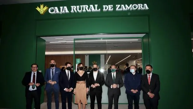 Caja Rural de Zamora estrena su nueva oficina en Madrid, un espacio «céntrico» y «moderno»