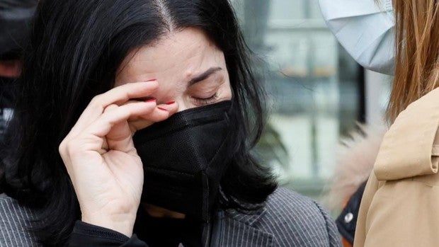 Las familias de los desaparecidos: «¿Dónde está la ministra gallega?»