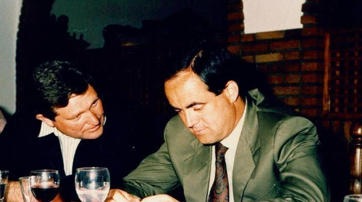 Cristóbal Rozalén y José Bono