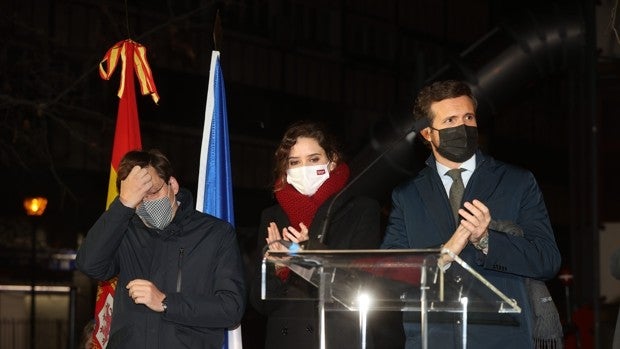 Casado se la juega en las próximas horas con los líderes regionales a punto de estallar