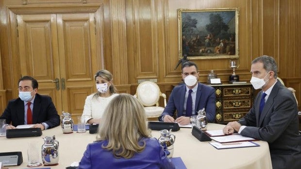 Sánchez dice que «España defenderá la legalidad internacional» ante un «ataque frontal»