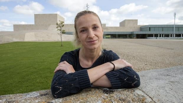 Una profesora de ballet ucraniana en Ávila: «Tengo angustia por saber si siguen vivos»