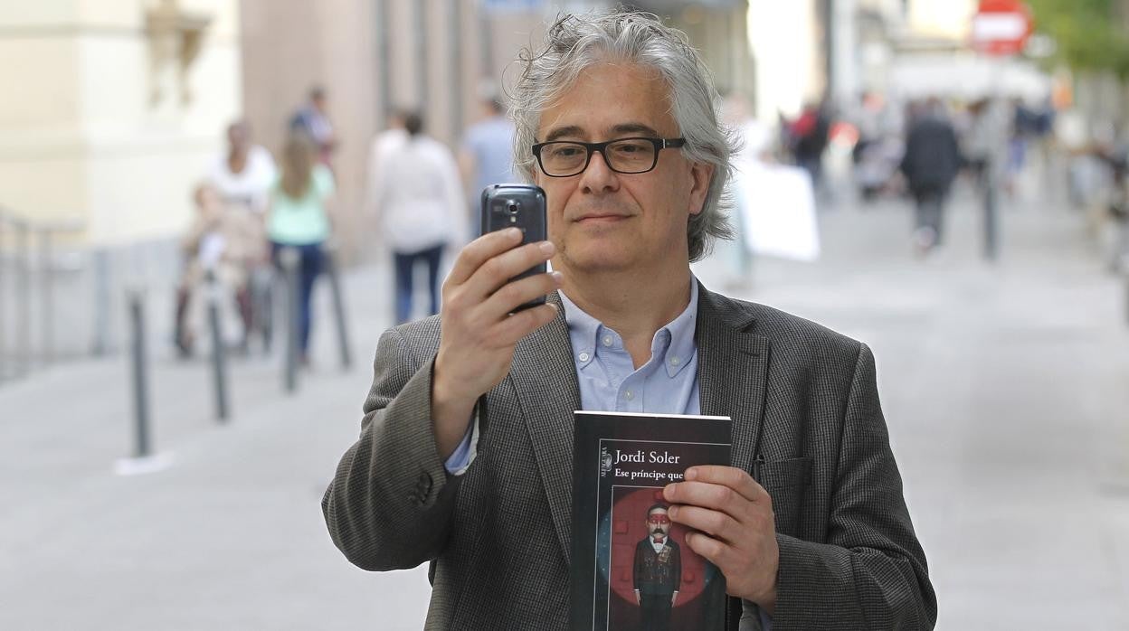 El escritor Jordi Soler en la Feria del Libro de Córdoba, en una imagen de archivo