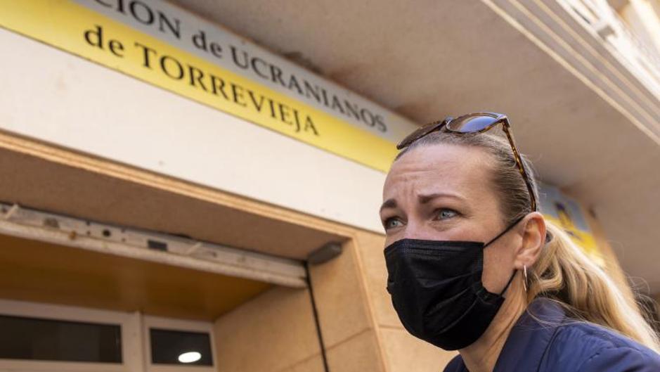 El exilio de una ucraniana en Torrevieja: «Todos mis amigos están allí, algunos en casas y otros en el metro»