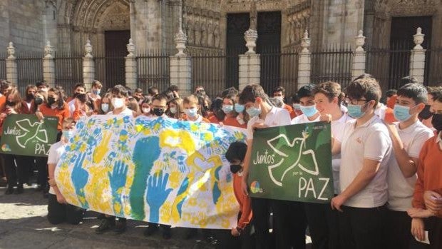 Los niños de Toledo piden el fin de la guerra en Ucrania