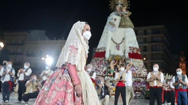 Coronavirus Valencia Fallas: cuándo es recomendable el uso de mascarilla en exteriores pero no obligatorio