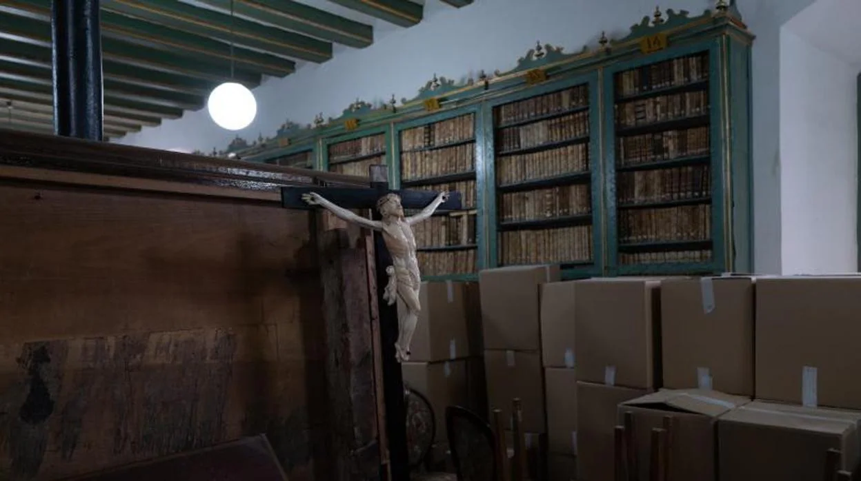 Se van a retomar los trabajos de investigación, catalogación y digitalización de la gran cantidad de fondos documentales que atesora el antiguo Seminario de San Carlos de Zaragoza