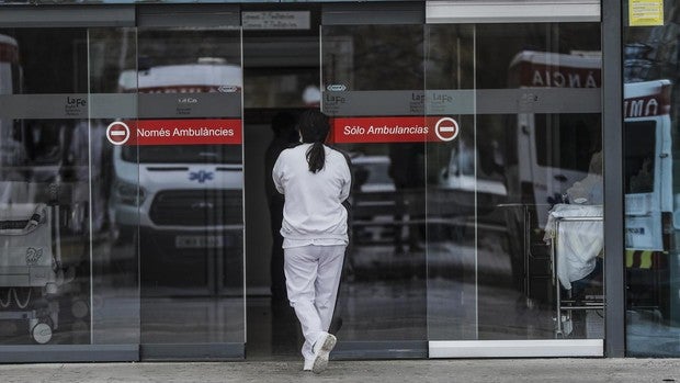 Oposiciones Sanidad Valencia: fechas de los primeros exámenes de la Generalitat para las 11.800 plazas